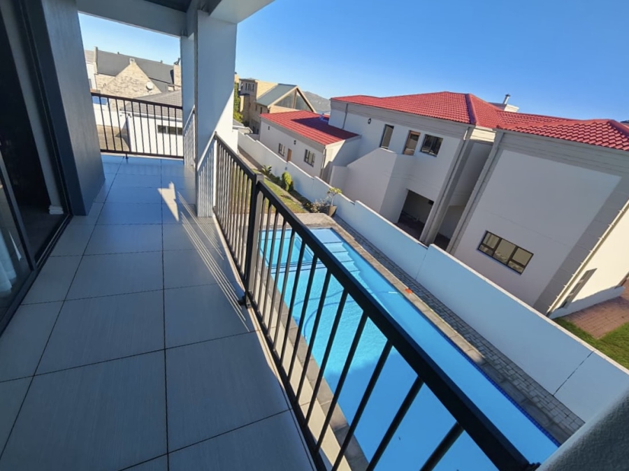 3 Bedroom Property for Sale in Myburgh Park Western Cape
